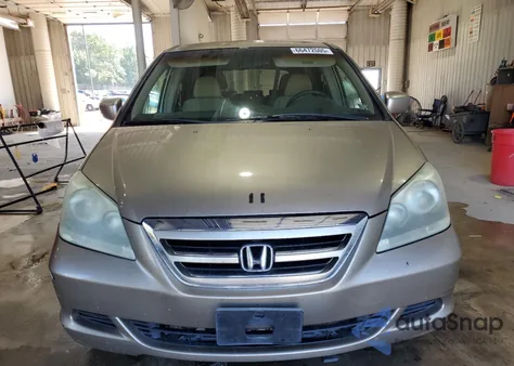 2005 Honda Odyssey Ex z USA, uszkodzony, nr VIN 5FNRL38435B400313